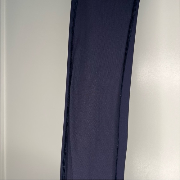 Lululemon Speed Tight V Deep Indigo 4 - Picture 6 of 15